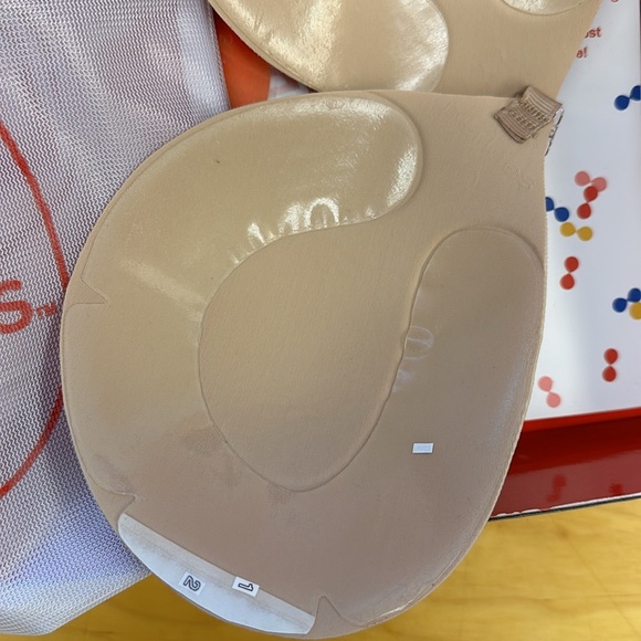 Perkies stick on bra, c cup - Picture 5 of 8